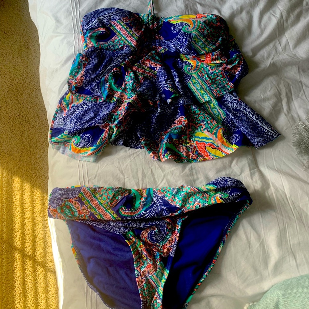 Kenneth Cole sz 10 tiered blue tankini